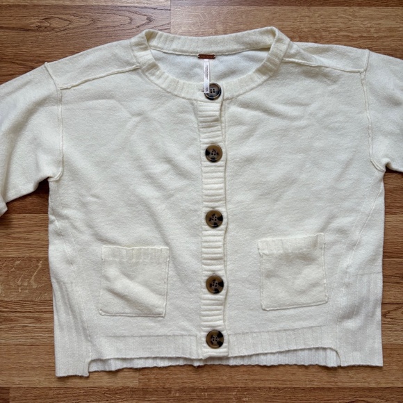 Free People ivory soft sweater cardigan - Picture 12 of 13